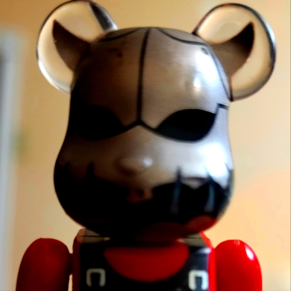 Hostel bearbrick